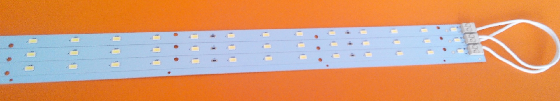 Светодиодные линейки 50 см SMD 5630 SEOUL для замены ламп в растровых светильниках.